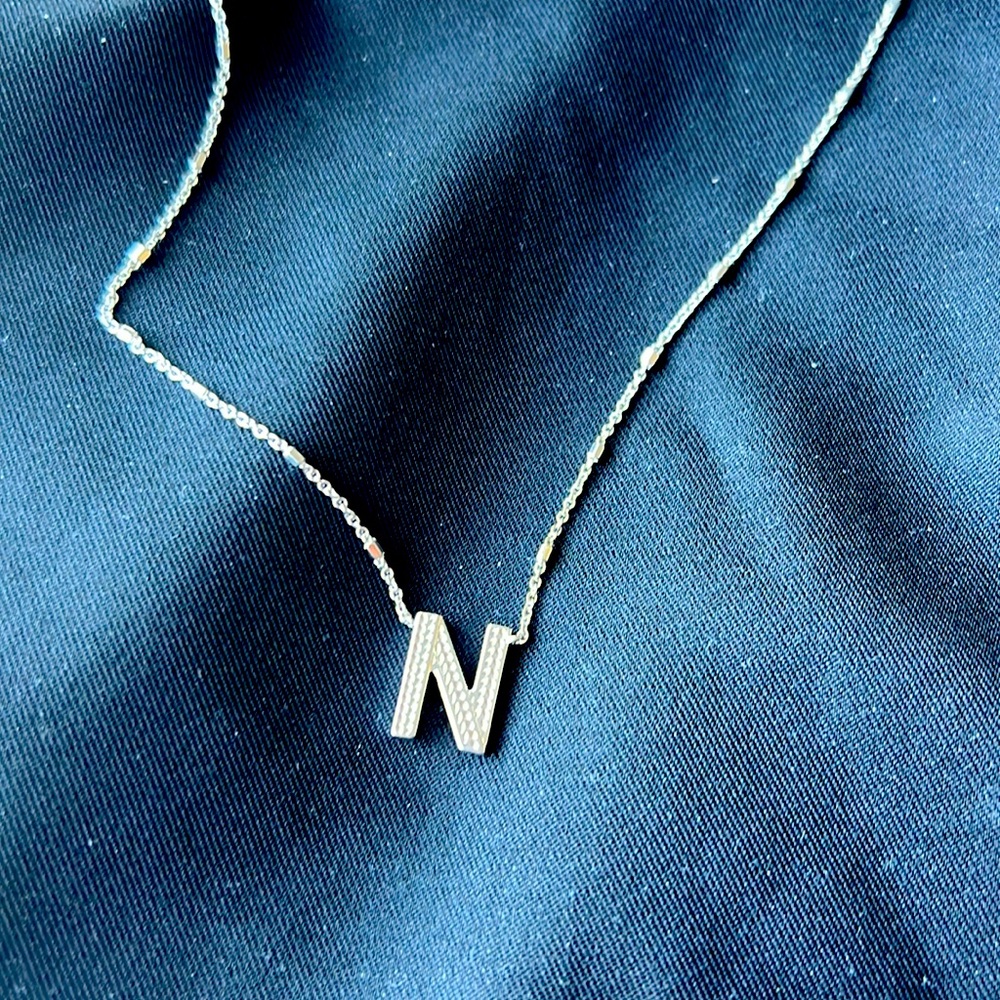 Kendra Scott silver necklace